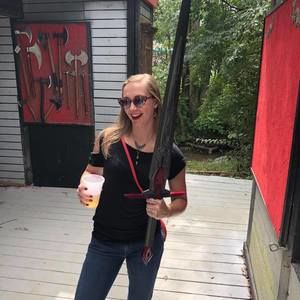 Meet your Posher, Lydia